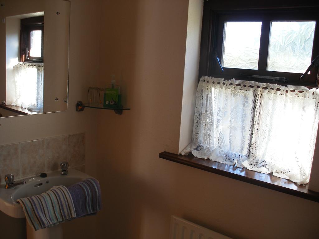 Doolin Cottage Accommodation Стая снимка
